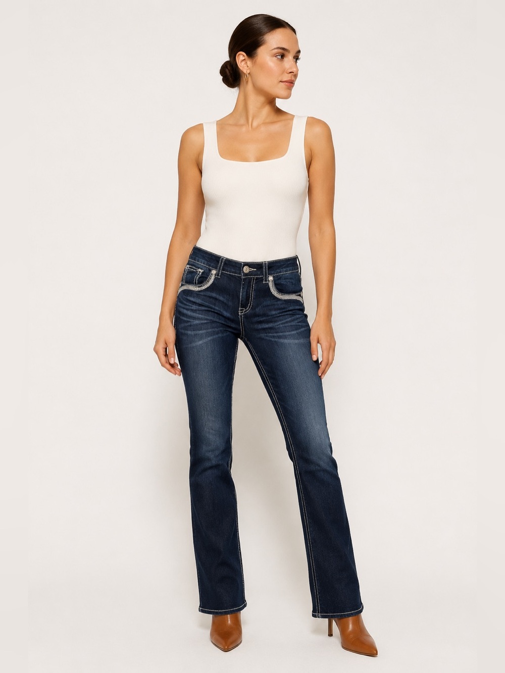 Charme Women’s Size 29 Dark Wash Contrast Stitch Slim Bootcut Jeans